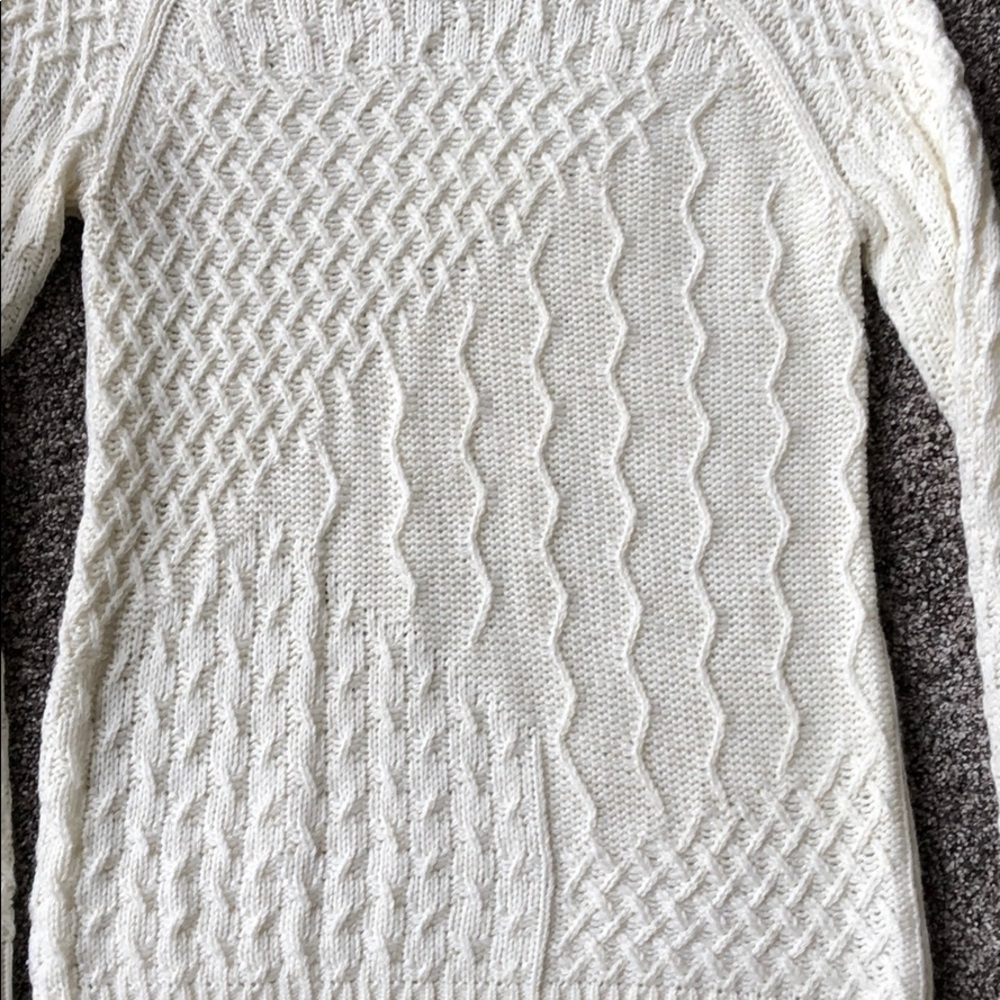 Sweater - Picture 2 of 4